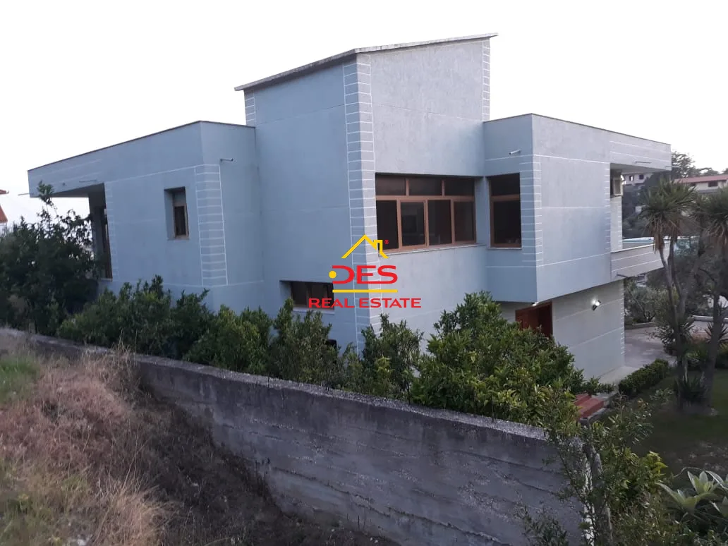 Shitet vilë 2 kate + garazh nëntokë në kuzum baba ,vlorë