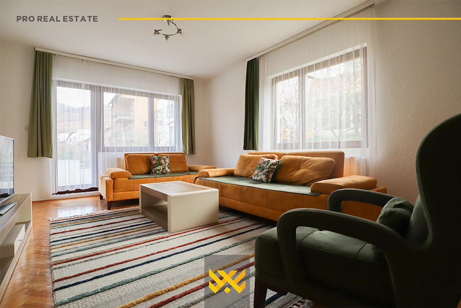 Shtëpi 356.95m² në SHITJE në Sofali.
