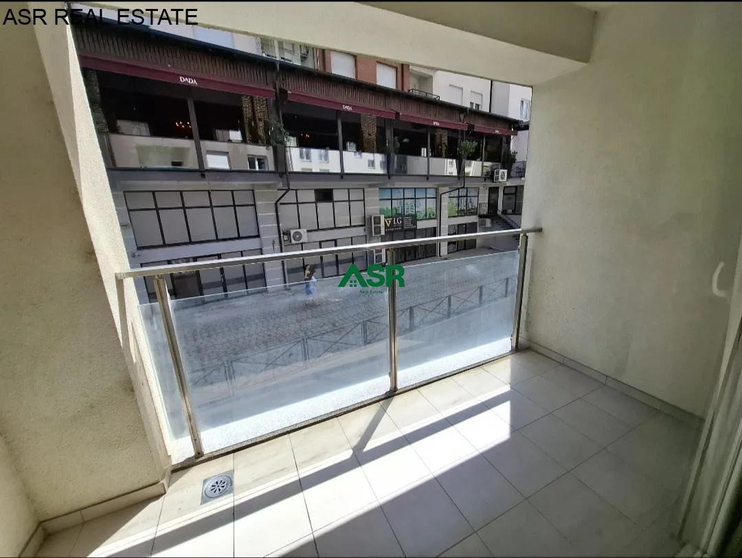#ID:3538 Banesë/ZYRE 68m2 me #qira në rr.B