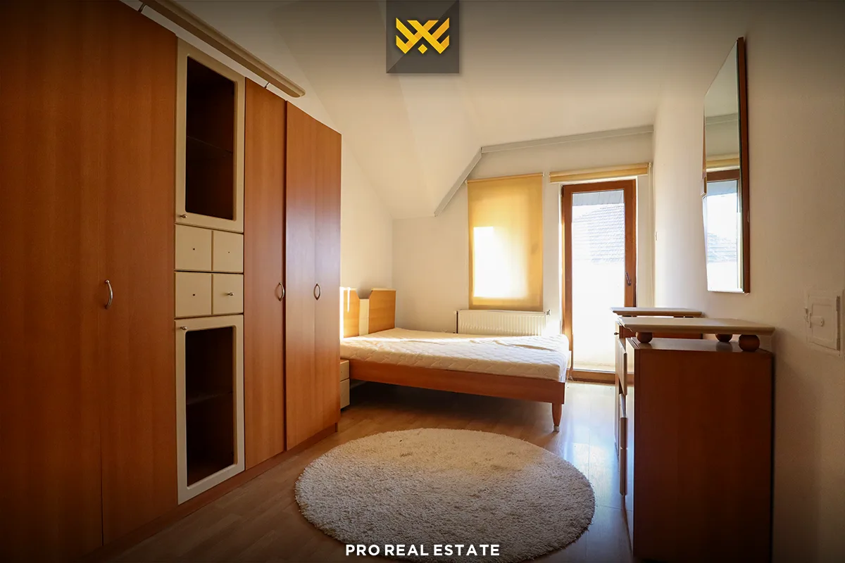Shtëpi 400m² për #SHITJE në Taslixhe.