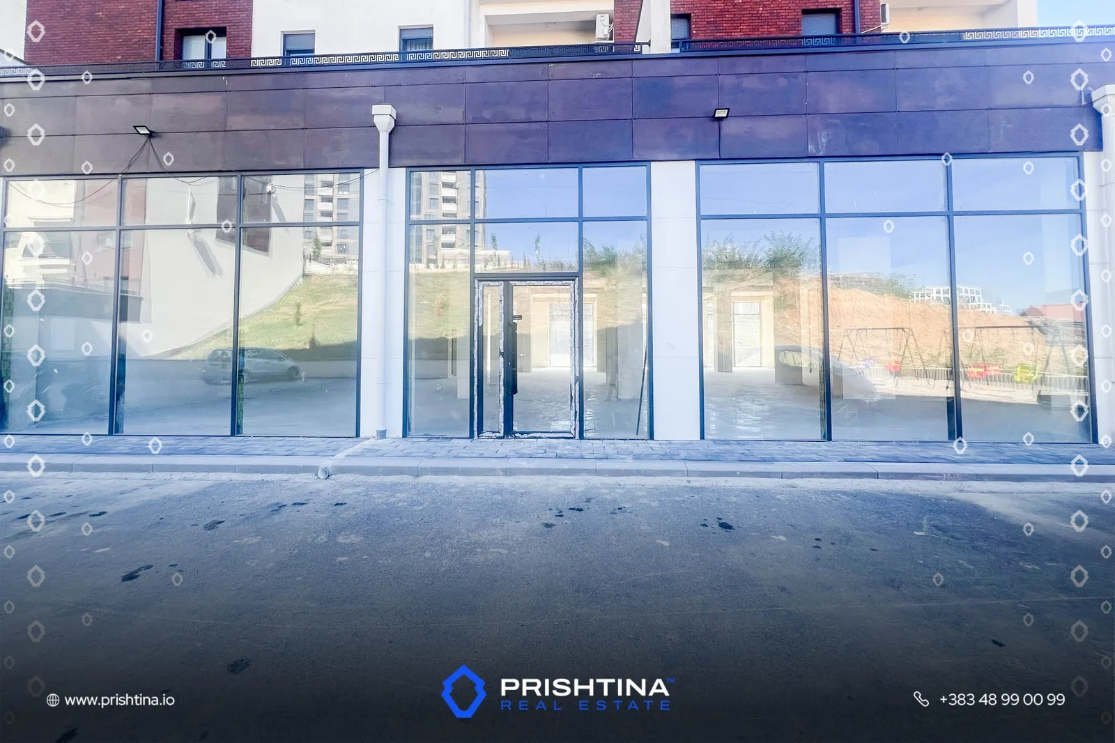 Lokal në shitje 399.75m² te Prishtina e Re