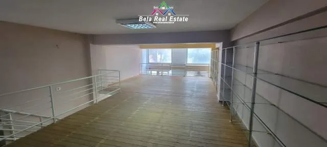 Dyqan Me Qera per Qira prane Rruges Elbasanit (ID BD21437)