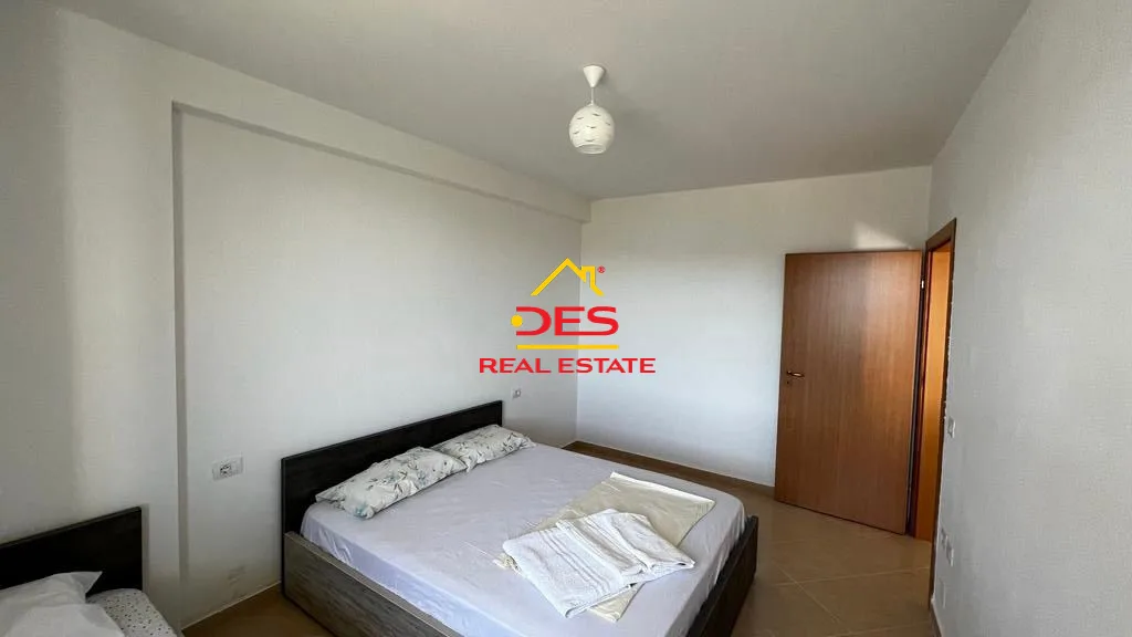 Shitet apartament 1+1 shëngjin.