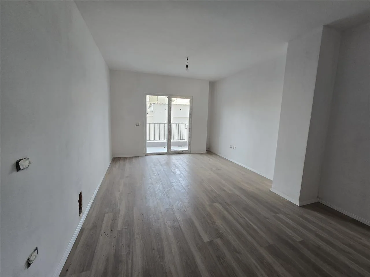Apartament Ne Shitje 1+1 tek Dritan Hoxha (ID B110461) Tirane