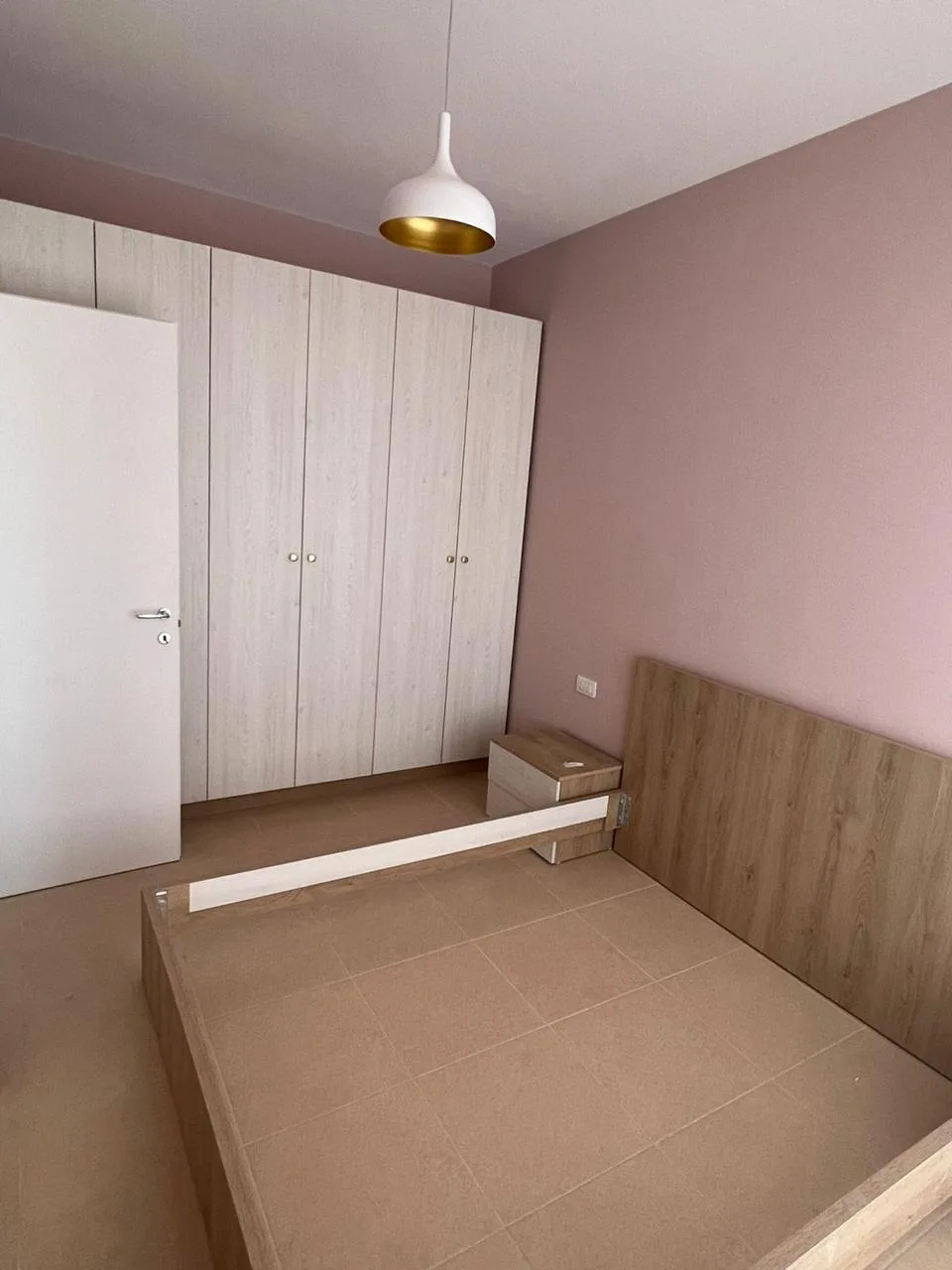 Apartament Me Qera 1+1 Tek Rruga Dritan Hoxha (ID B2101169) Tirane.