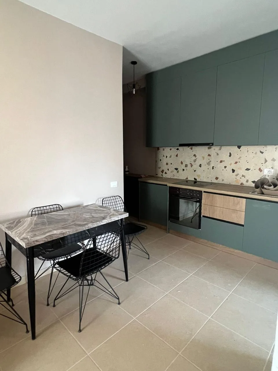 Apartament Me Qera 1+1 Tek Rruga Dritan Hoxha (ID B2101169) Tirane.