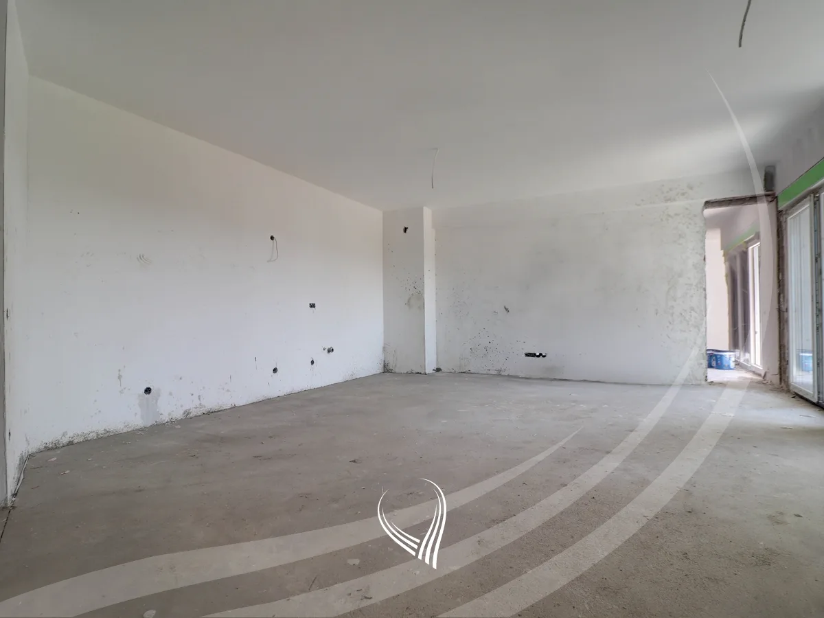 Banesë me 2 dhoma gjumi në shitje në lagjen Mati 1