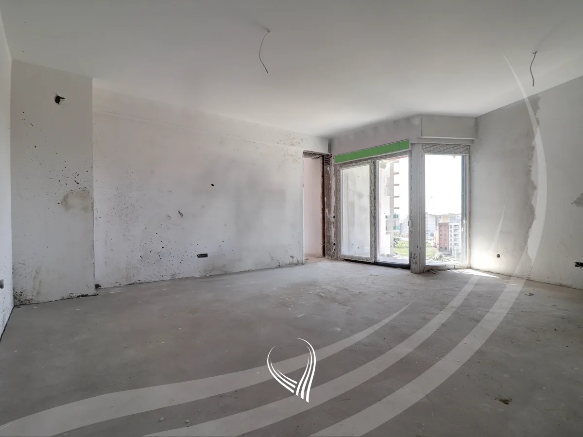 Banesë me 2 dhoma gjumi në shitje në lagjen Mati 1