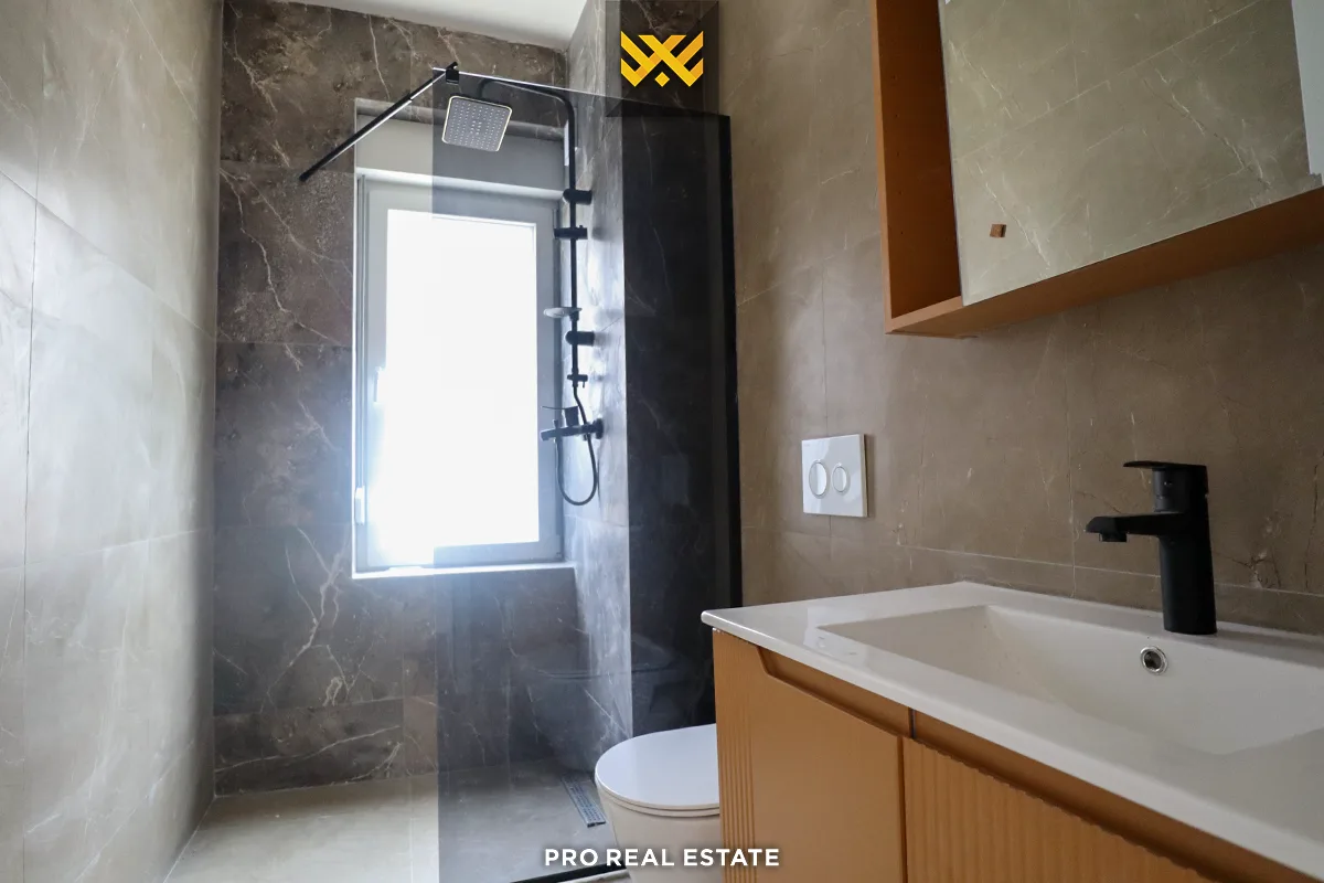 Banesë 88.3m² + 41m²  për #SHITJE te Prishtina e Re.