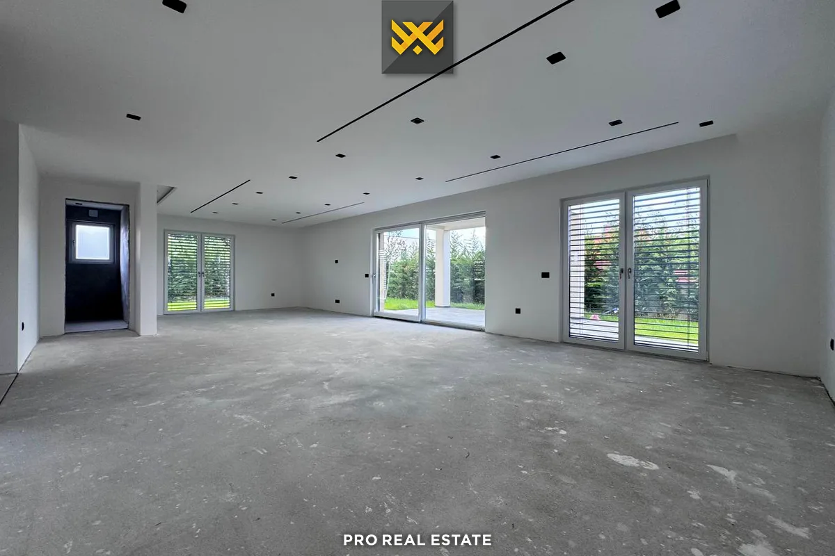 Shtëpi 550m² për #SHITJE në Çagllavicë.