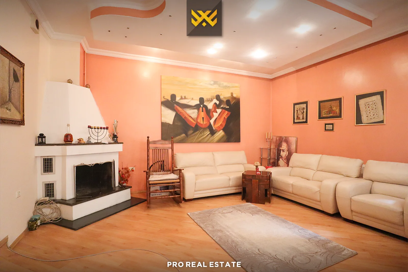 Shtëpi 535m² në #SHITJE në Qendër.
