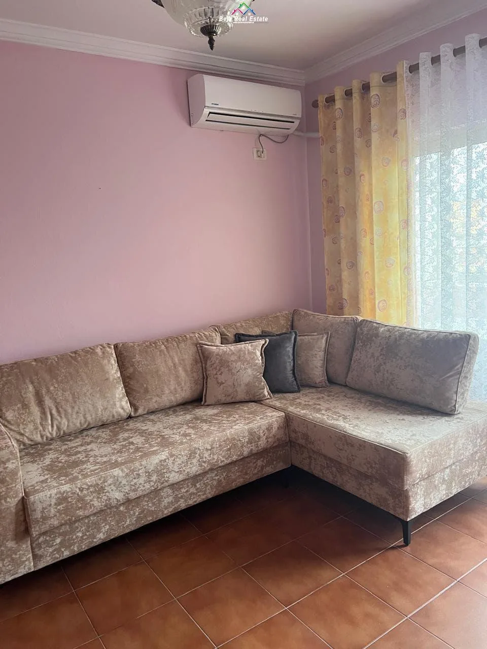 Apartament Me Qera 1+1 Tek Rruga e Elbasanit (ID B211321) Tirane