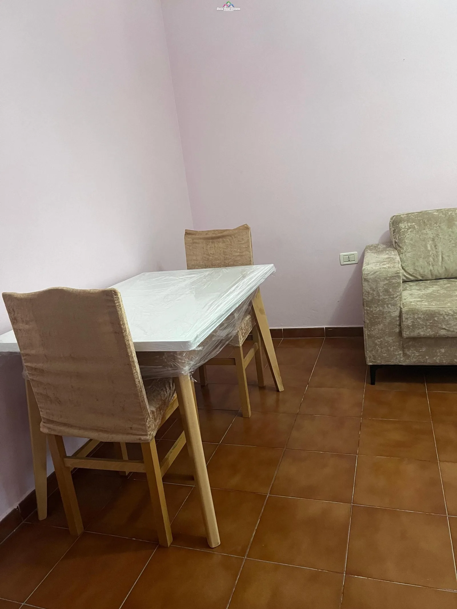 Apartament Me Qera 1+1 Tek Rruga e Elbasanit (ID B211321) Tirane