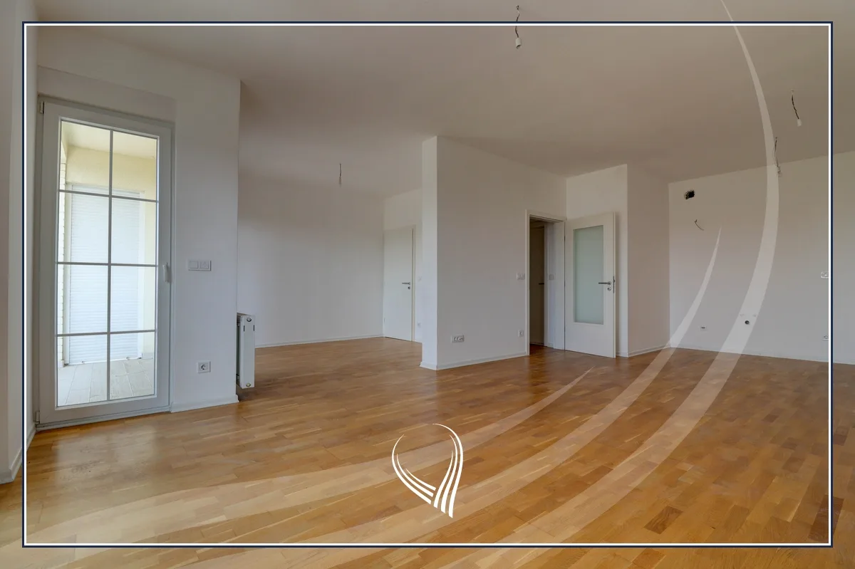Duplex Penthouse me 4 dhoma gjumi në shitje në lagjen Mati 1