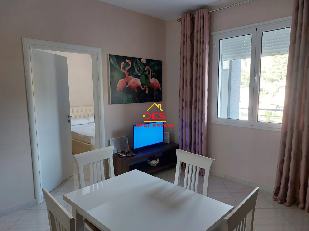 Jepet me qira apartament 2+1 te shkolla e marinës lungomare, vlorë