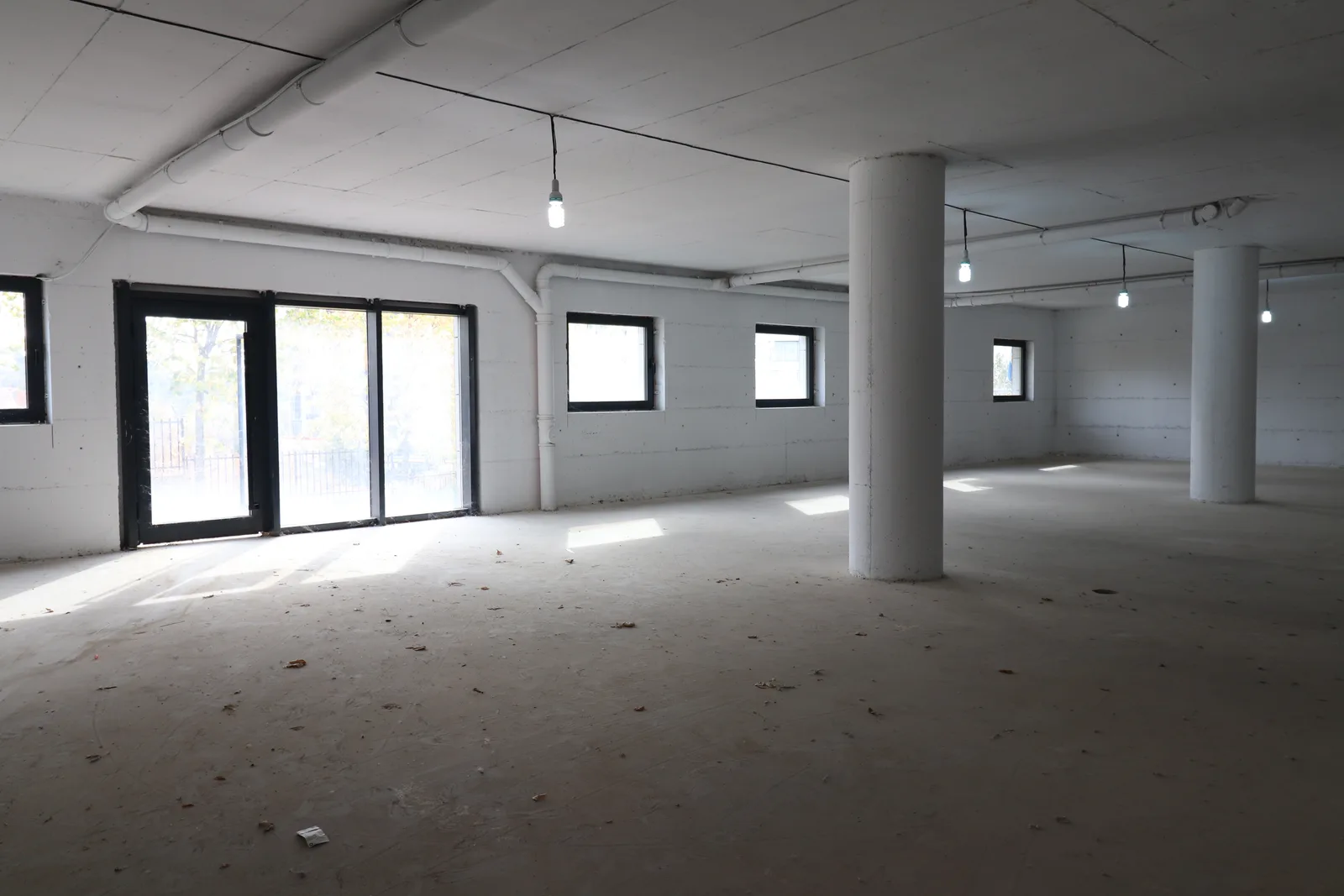 Lokal në shitje 475m² në Rrugën C