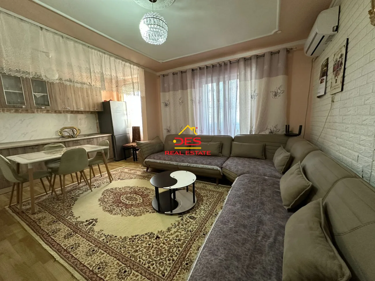 Shitet apartament 1+1 në lagjen’çlirimi’ elbasan.