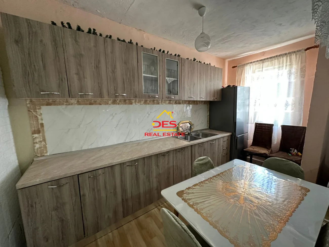 Shitet apartament 1+1 në lagjen’çlirimi’ elbasan.