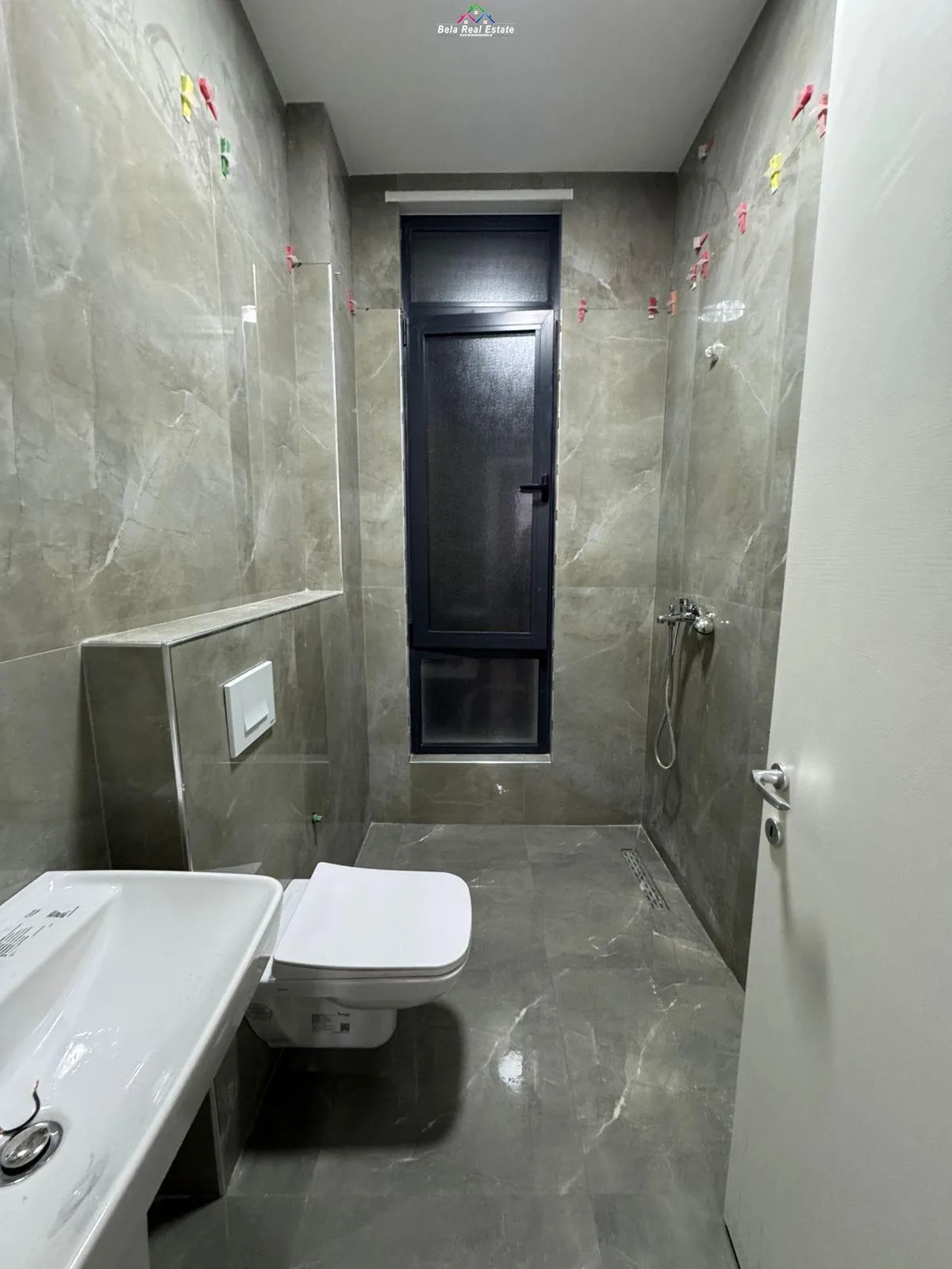 Apartament Me Qera 2+1+Post Parkimi tek ish Dogana (ID B2201136) Tirane
