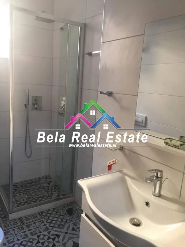 Jepet Me Qera Apartament 2+1+2 Ne Bllok (ID B22148) Tirane