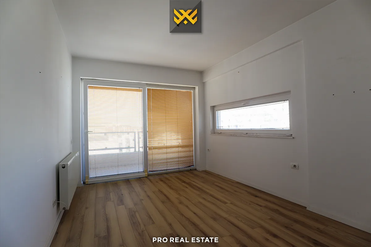 Banesë Penthouse 230m² + 200m² me #QIRA te Rruga C