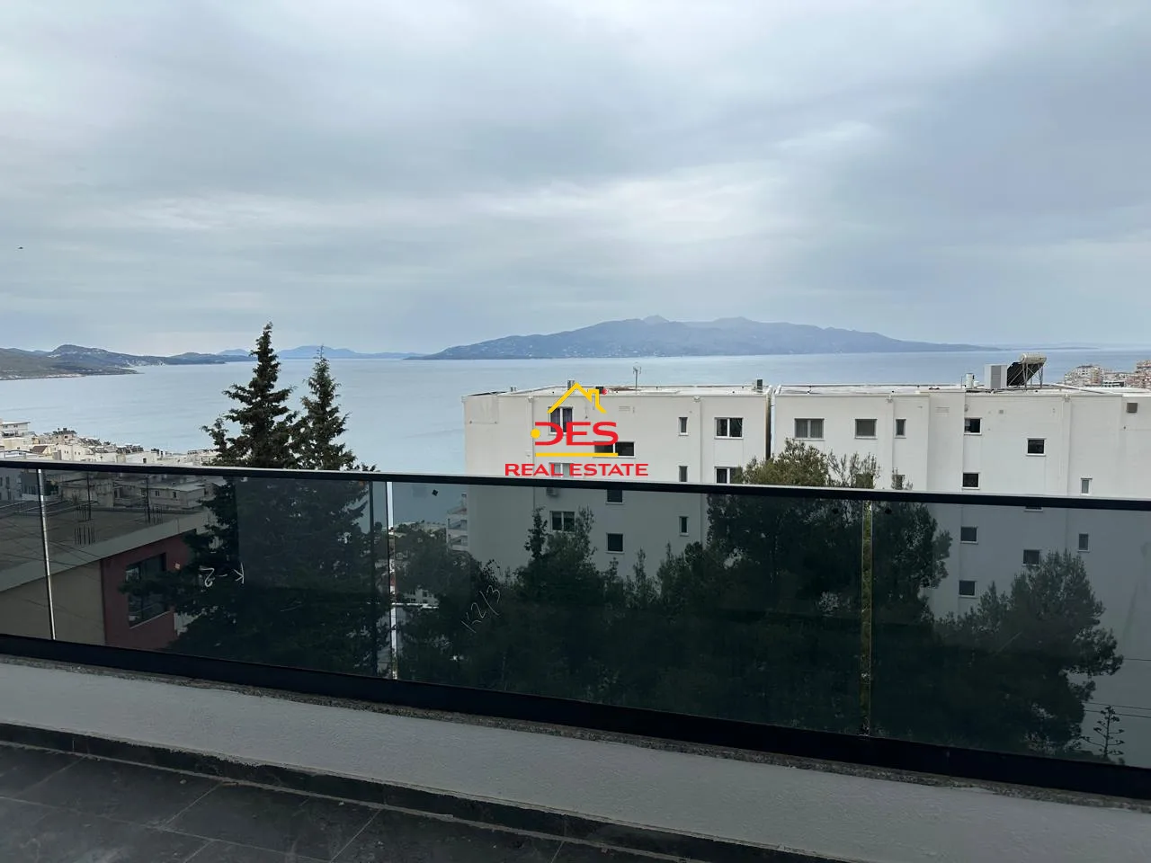 Shitet apartament 1+1 ne sarandë
