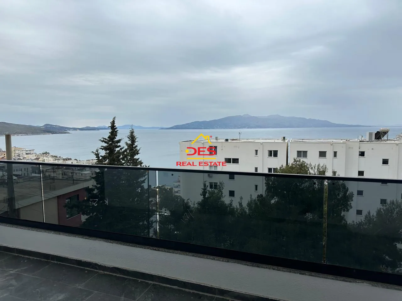 Shitet apartament 1+1 ne sarandë