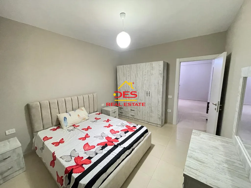 Jepet apartament 1+1 me qira te shtëpia e oficarave,vlorë