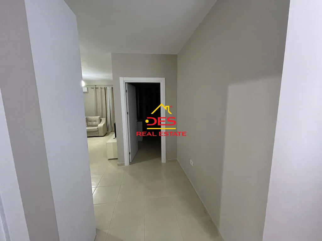Jepet apartament 1+1 me qira te shtëpia e oficarave,vlorë