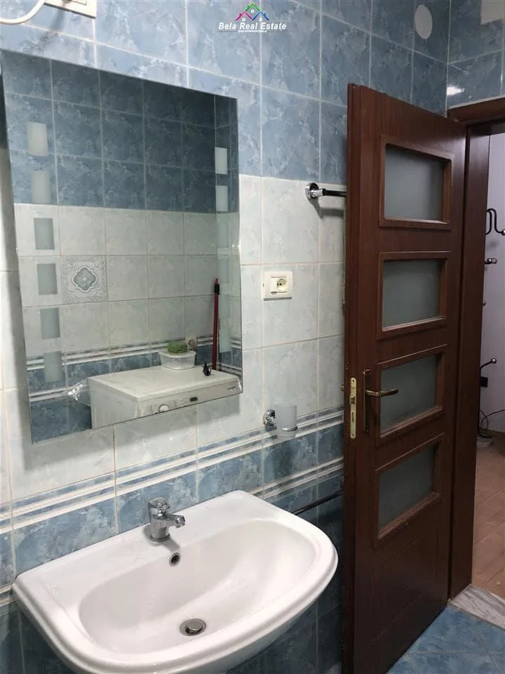 Apartament me Qera 1+1 tek Myslym Shyri (ID B211320) Tirane.