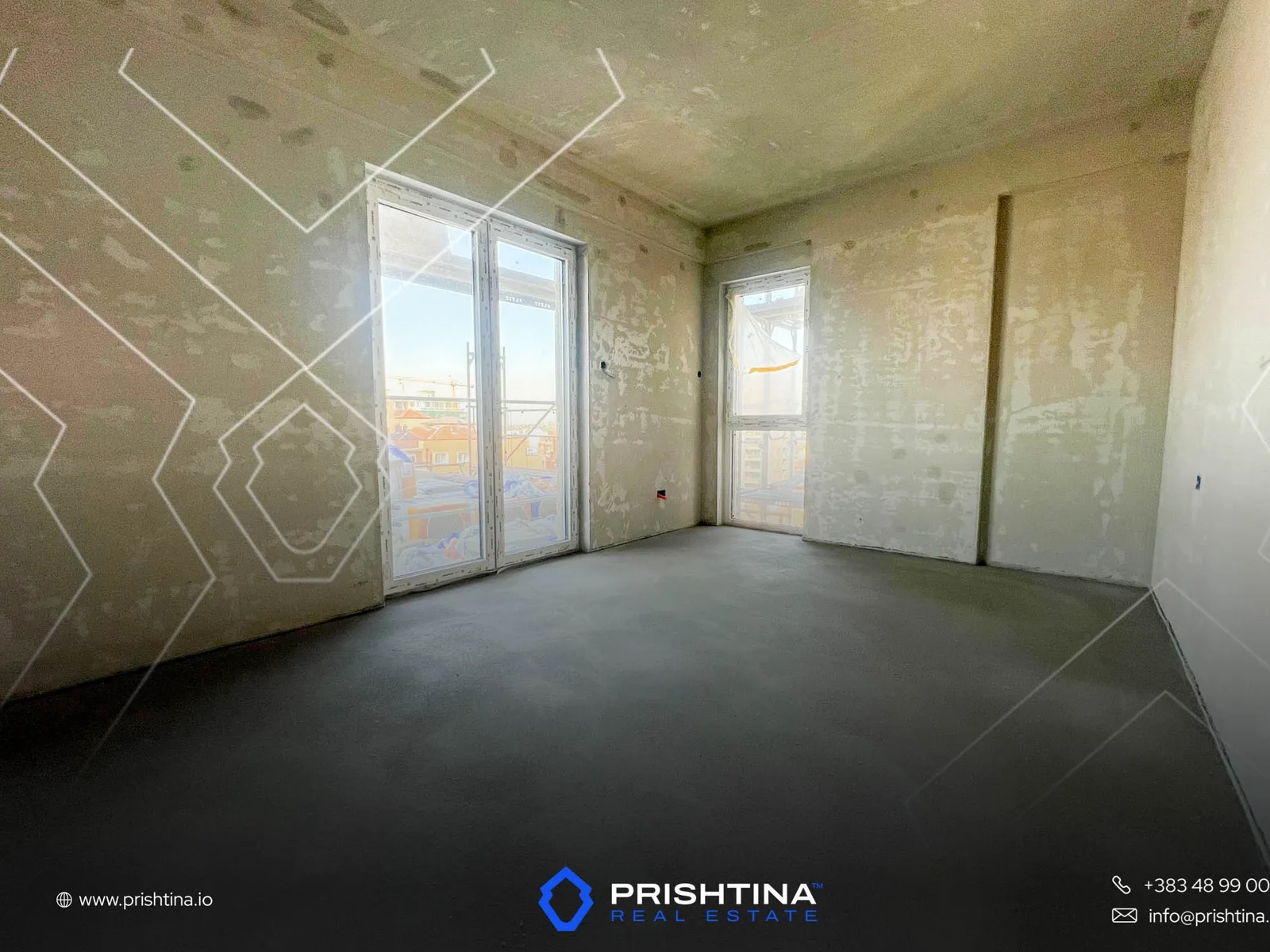 Banese në #shitje në Aktash 130m² + 140m² terasë 🏠✨