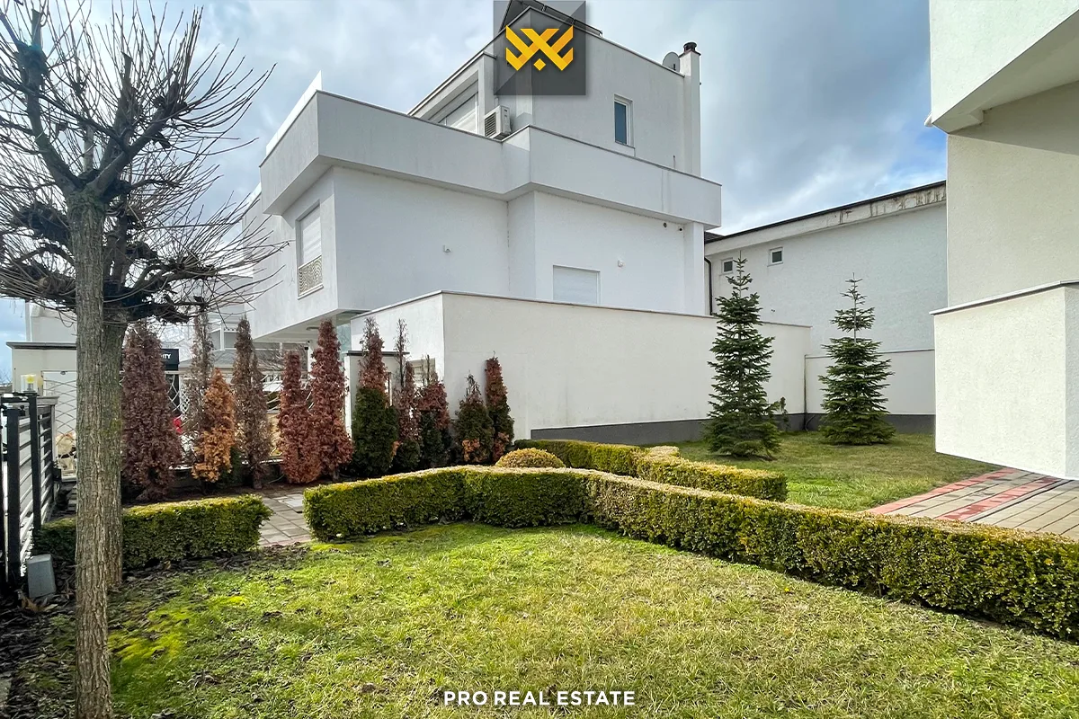 Shtëpi 240m² për #SHITJE në Çagllavicë