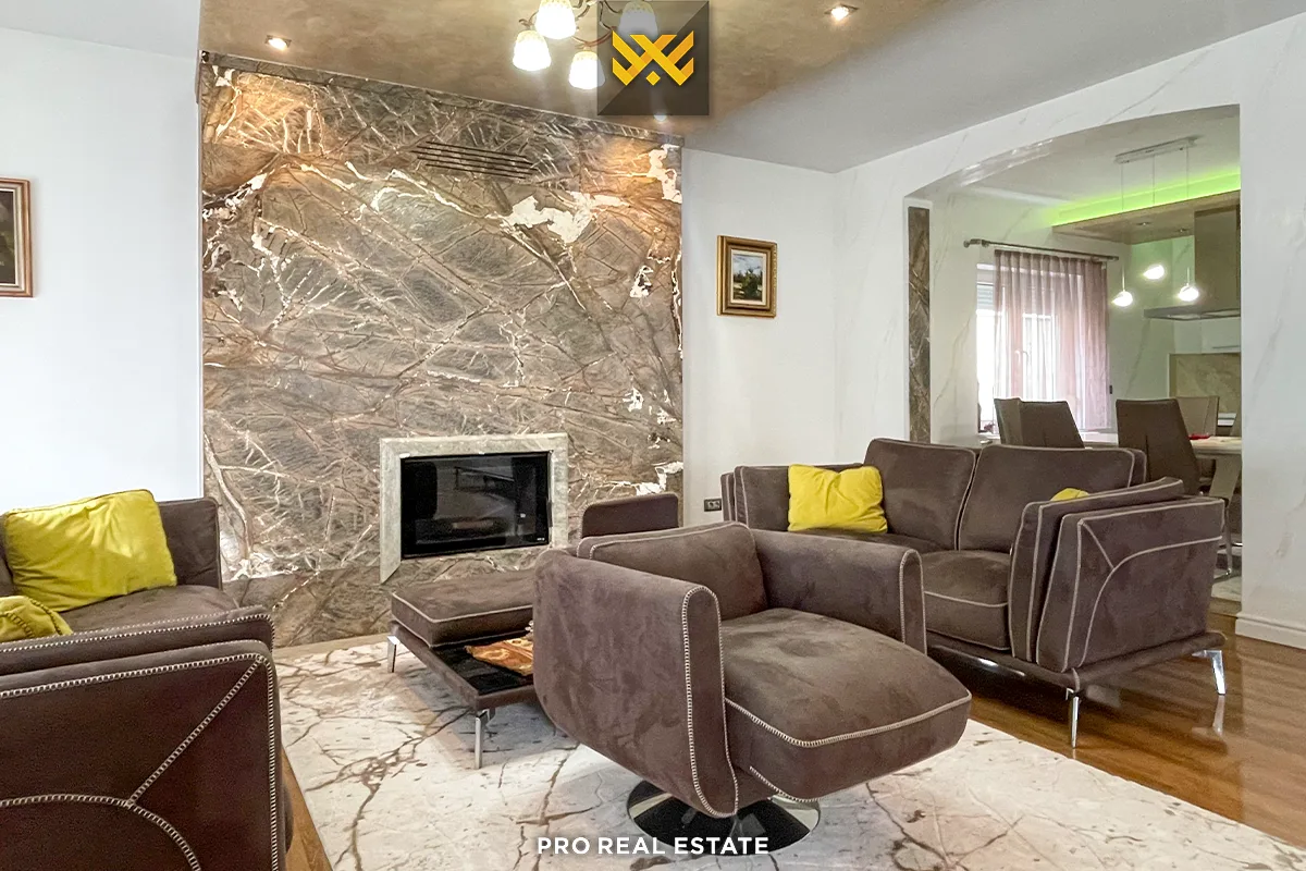 Shtëpi 240m² për #SHITJE në Çagllavicë