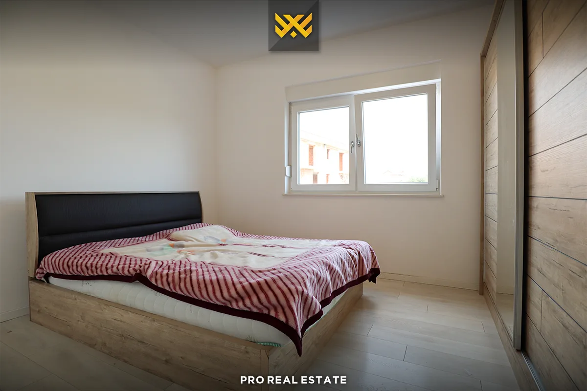 Shtëpi 230m² për #SHITJE në Lagjen Ulpiana e Re.