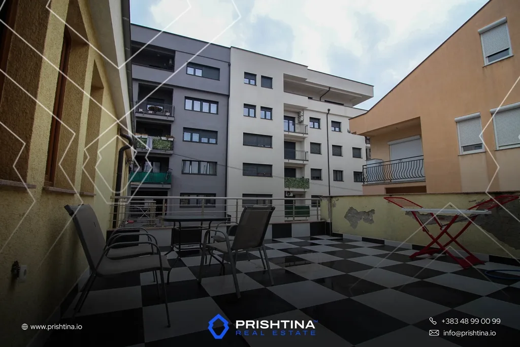 Shtëpi në #shitje 580m² me 3.69 ari te Bregu i Diellit