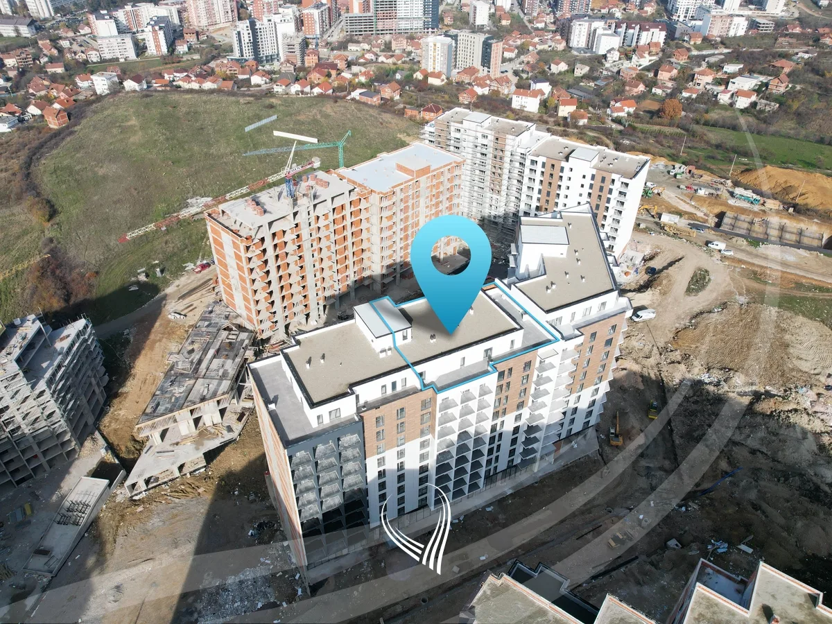 Penthouse me 5 dhoma gjumi në shitje në lagjen Prishtina e Re