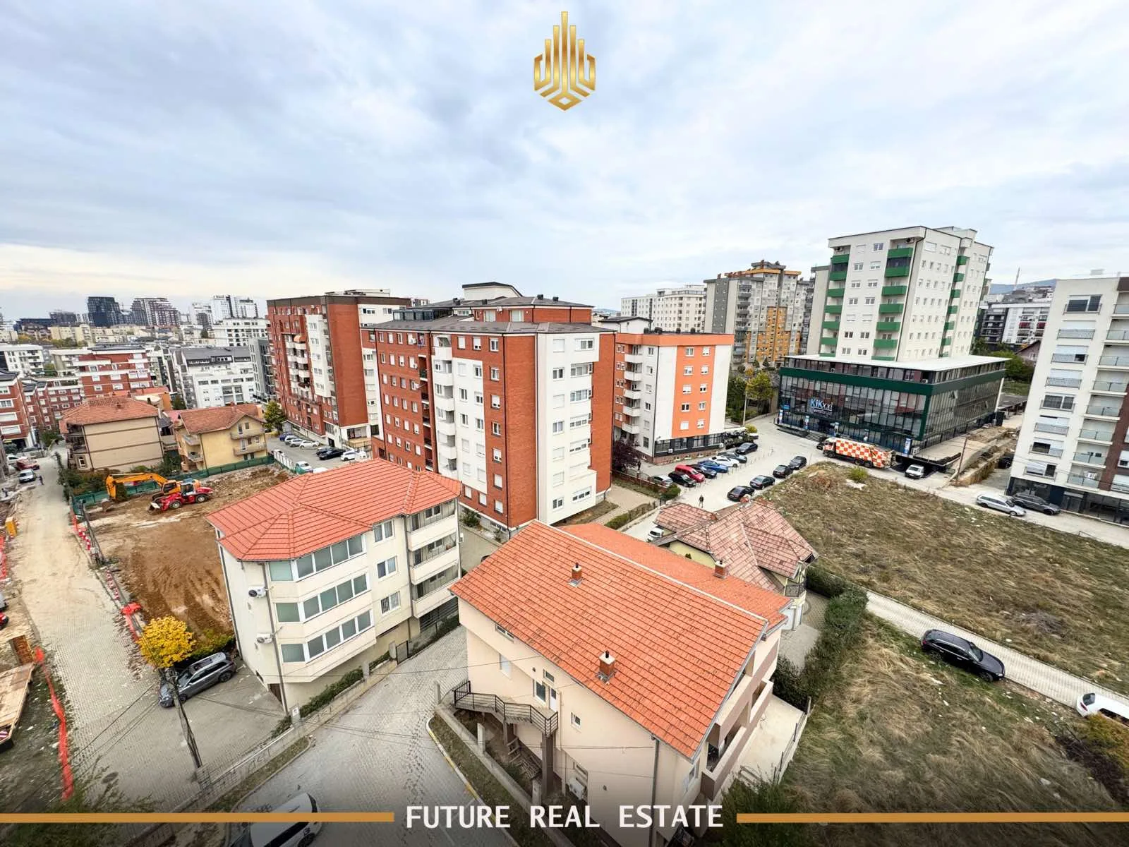Banesë në SHITJE – 2 dhoma gjumi – Prishtinë – Rruga C, mbrapa Positive Bar