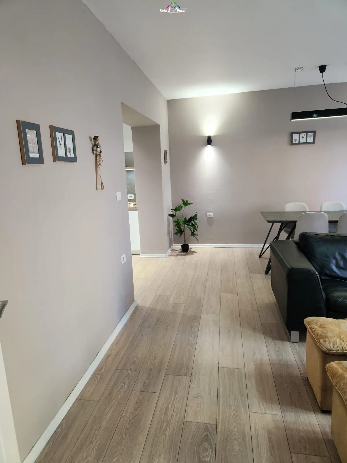 Apartament me Qera 1+1 tek 21 Dhjetori (ID B211206) Tirane