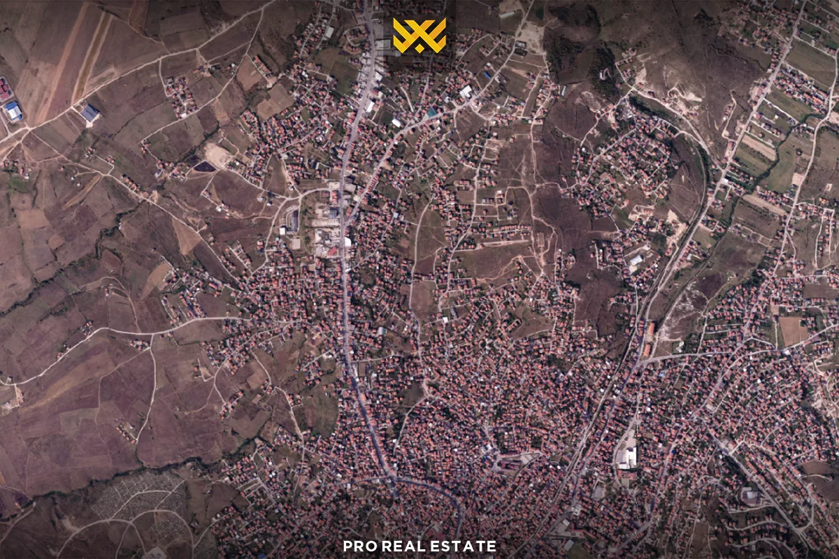 Shtëpi - Lokal 200m² me #QIRA te Kodra e Trimave.