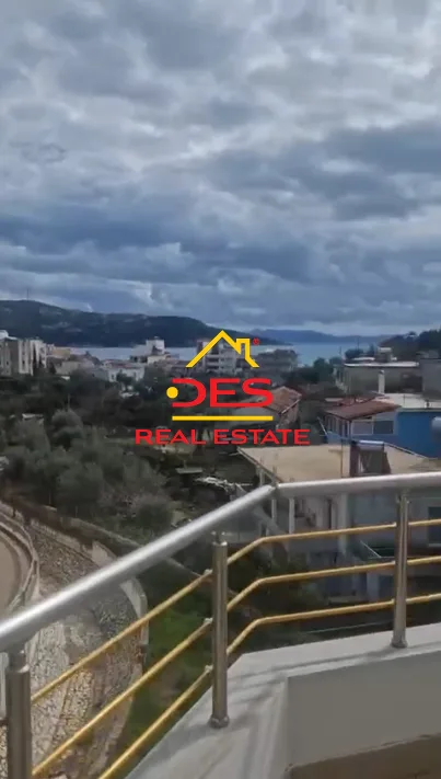 Shitet aparatment 2+1 në himarë.