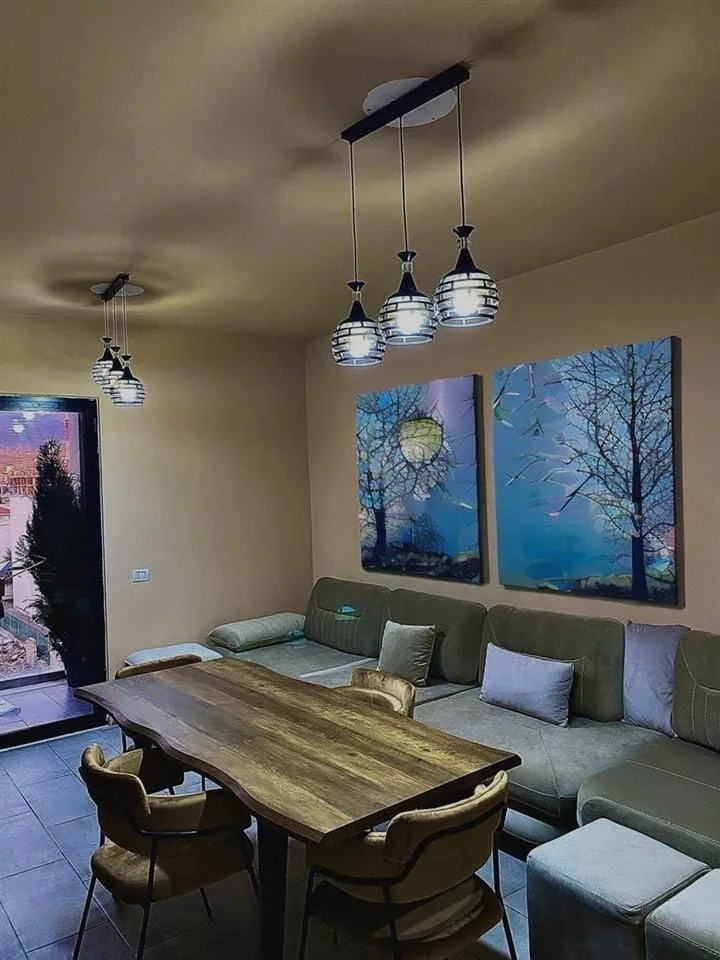 Apartament Me Qera 1+1 Tek 5 Maji (ID B2101119) Tirane