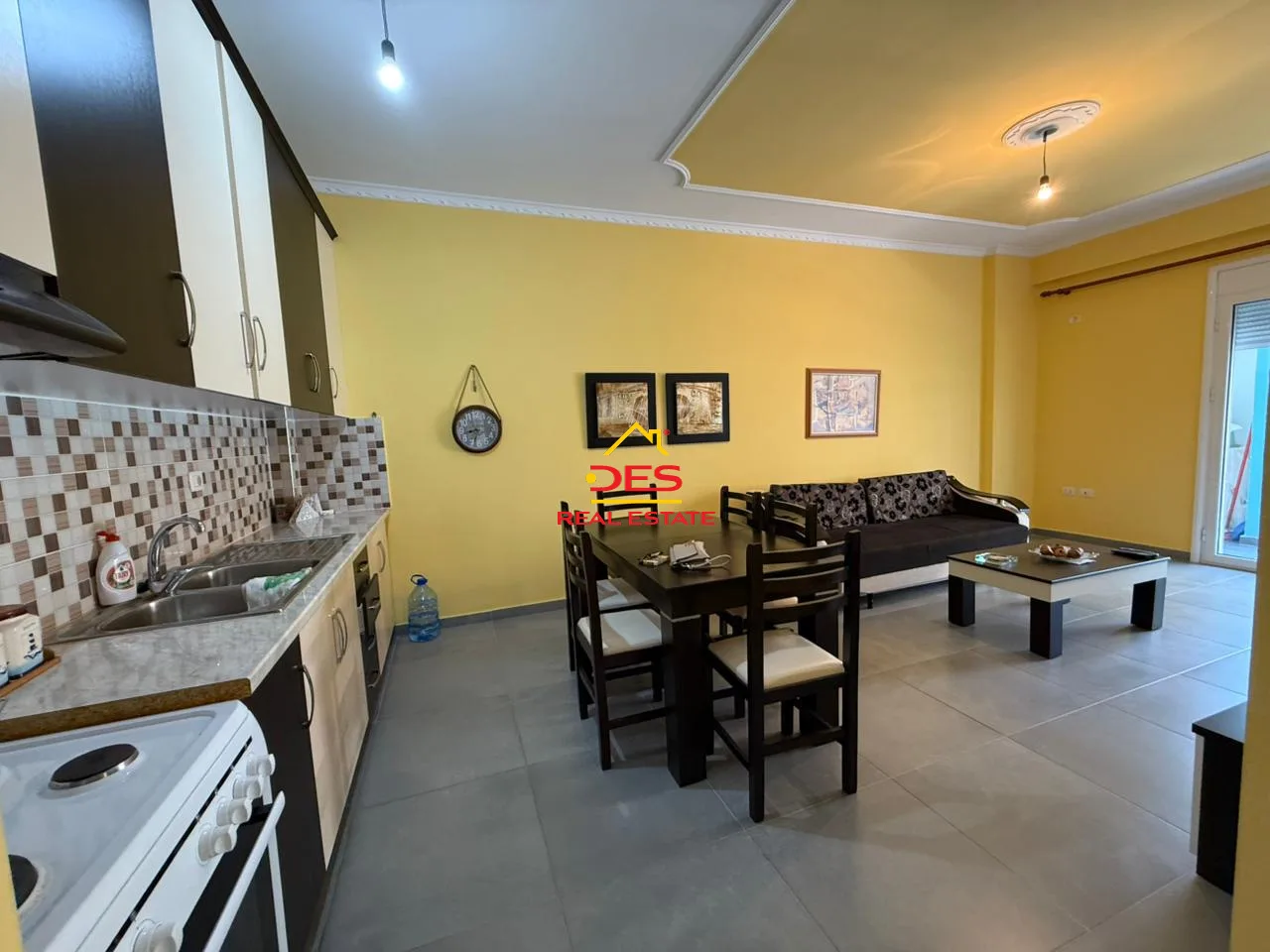 JEPET ME QIRA APARTAMENT 1+1 NË LUNGOMARE ,VLORË 📍 Bar Taushani