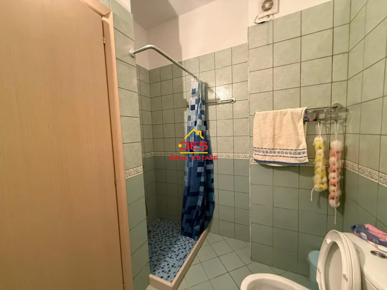 JEPET ME QIRA APARTAMENT 1+1 NË LUNGOMARE ,VLORË 📍 Bar Taushani