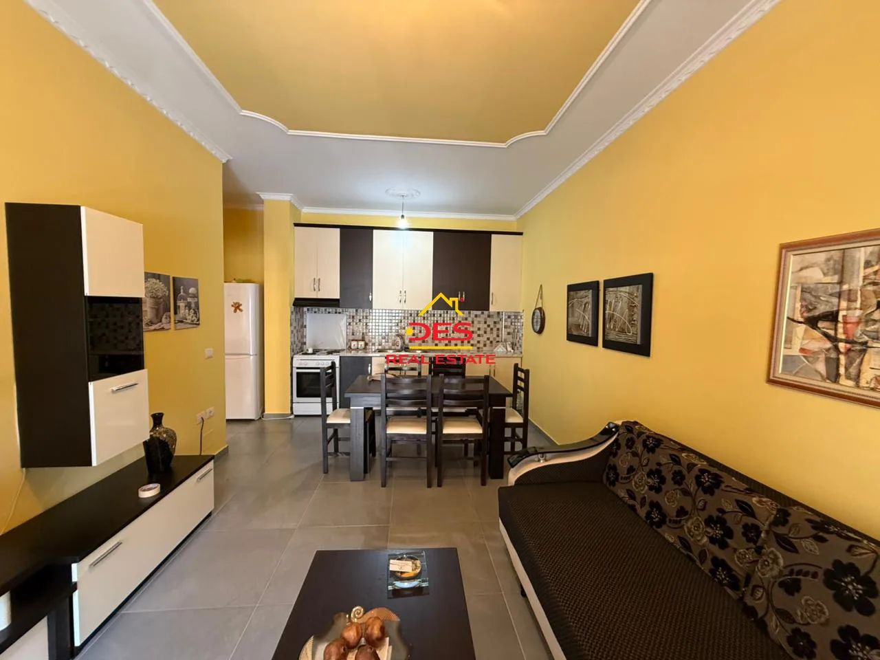 JEPET ME QIRA APARTAMENT 1+1 NË LUNGOMARE ,VLORË 📍 Bar Taushani