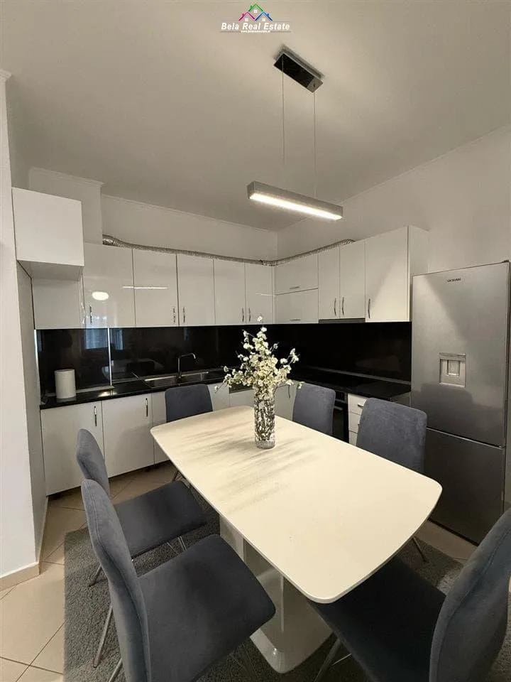 Apartament Me Qera 2+1 tek Kompleksi Golden Park (ID B2201231) Tirane