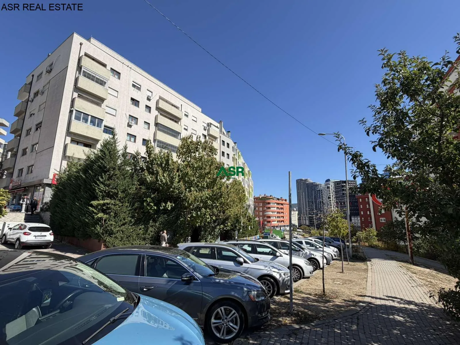 Ofrohet BANESA per SHITJE në lagjen Arberia