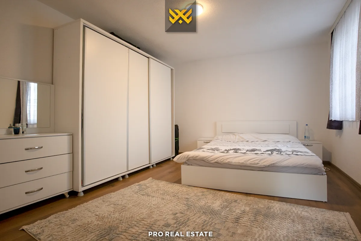 Shtëpi 160m² për #SHITJE në Lagjen Gjinaj.