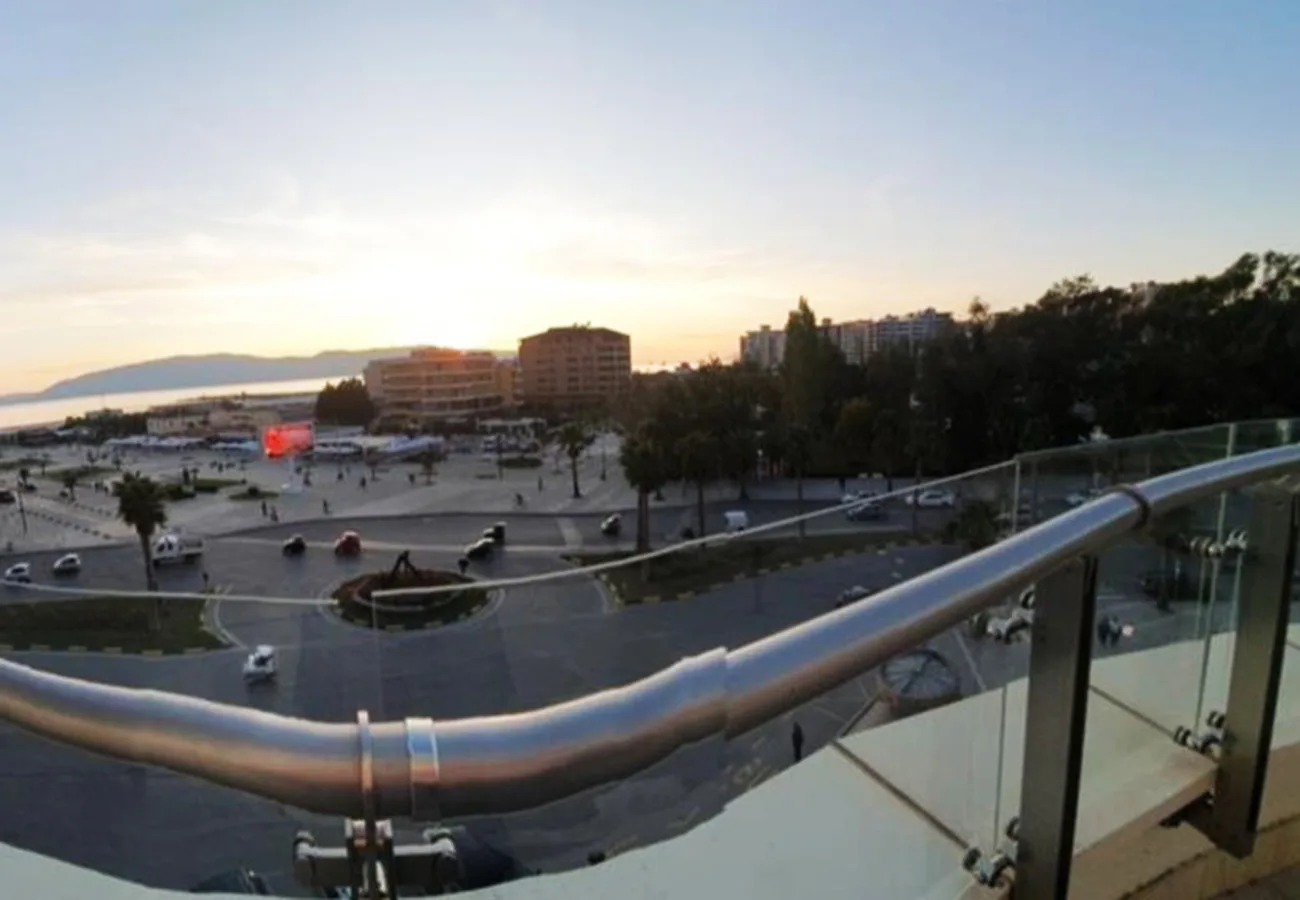 Jepet me qera ambient biznesi në skelë, vlorë