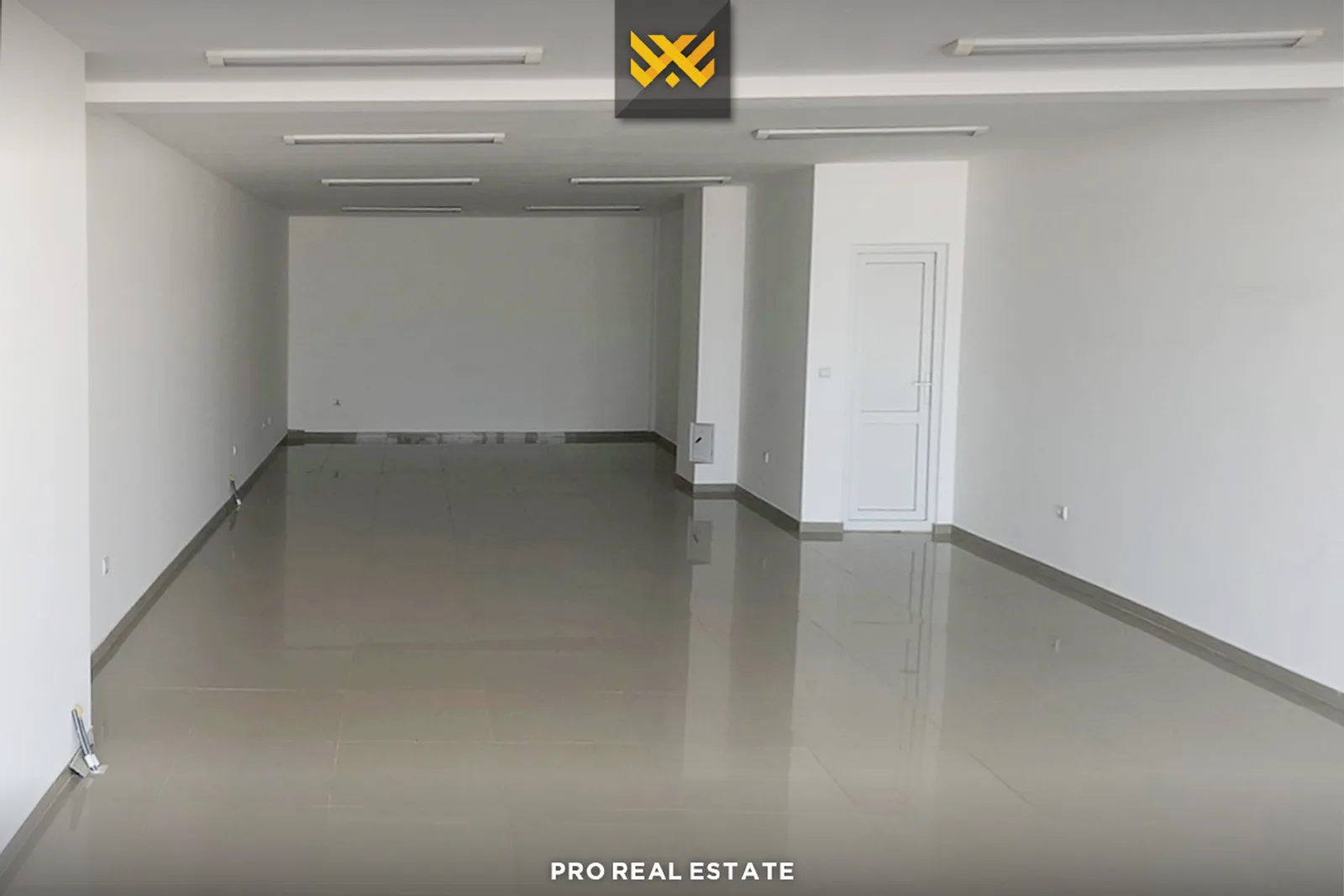 Lokal 100m² + 50m² me #QIRA te Prishtina e Re.