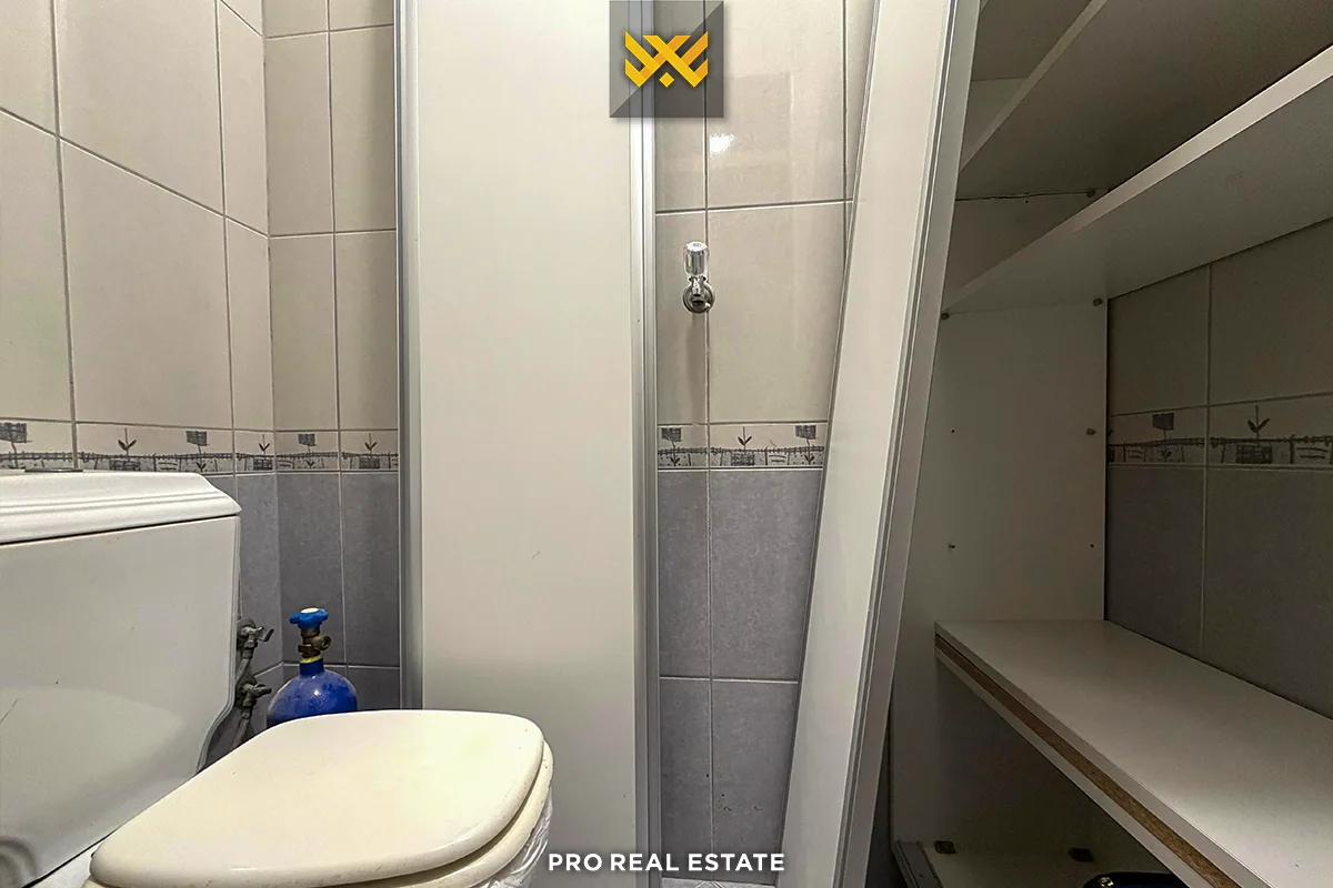 Banesë / Zyrë 87m² me #QIRA në Lakrishtë